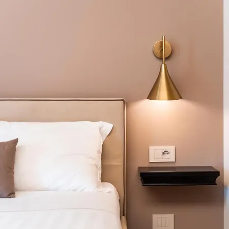 Otel Del Conte 3*